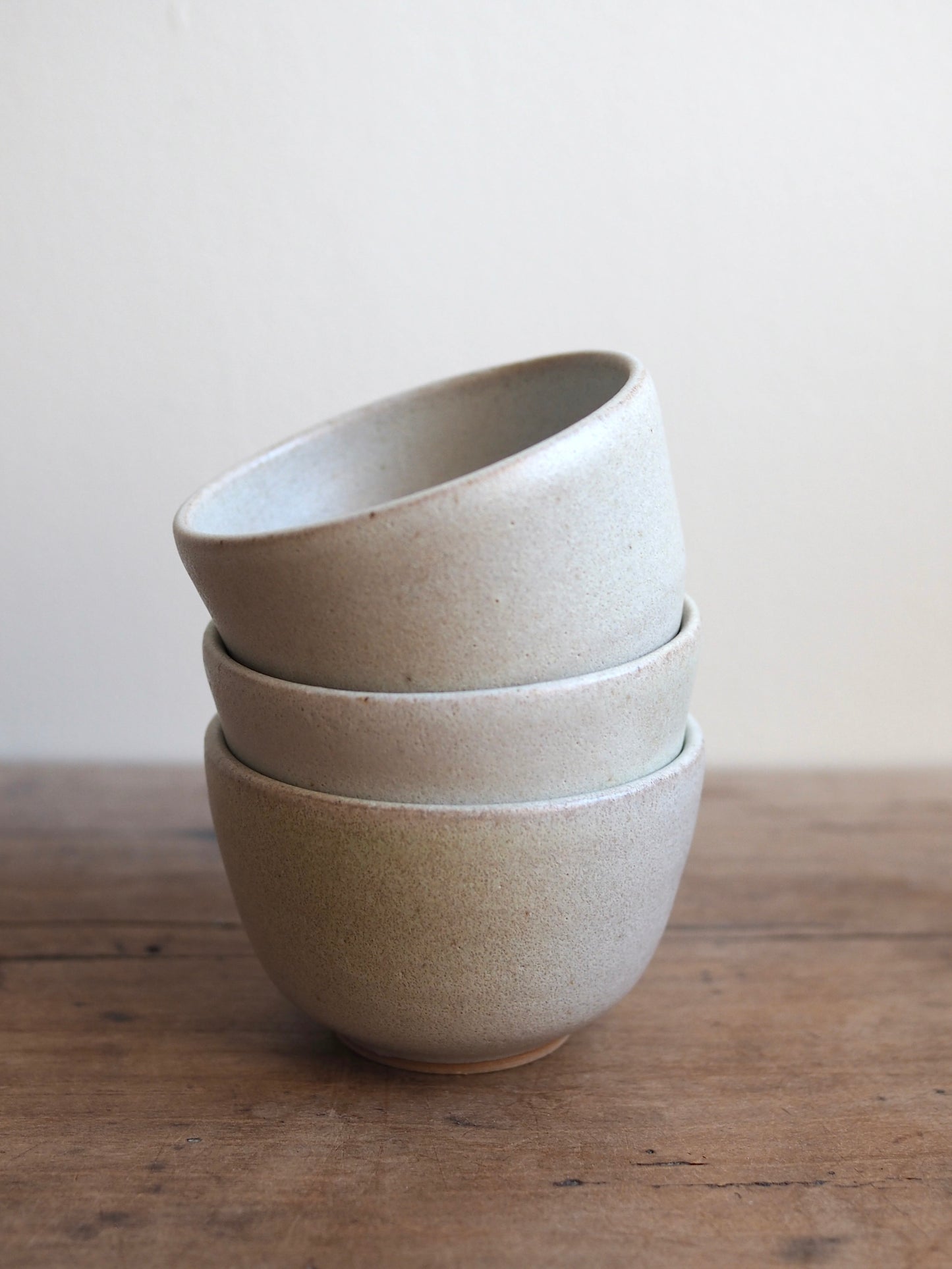 Tasse à café blanc gris