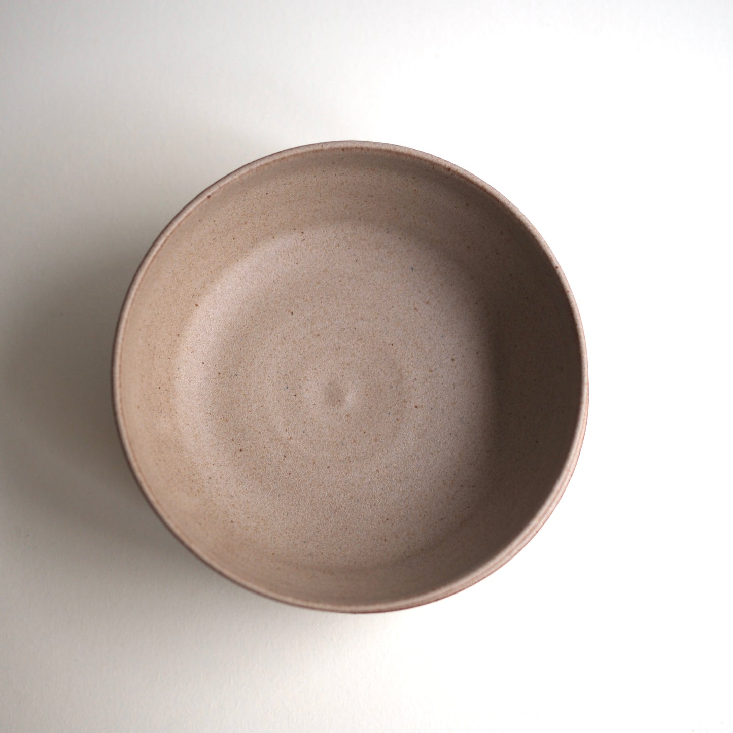 Petite assiette creuse Rosy gris