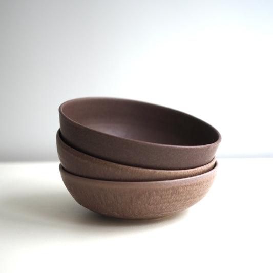 Petite assiette creuse Rosy marron