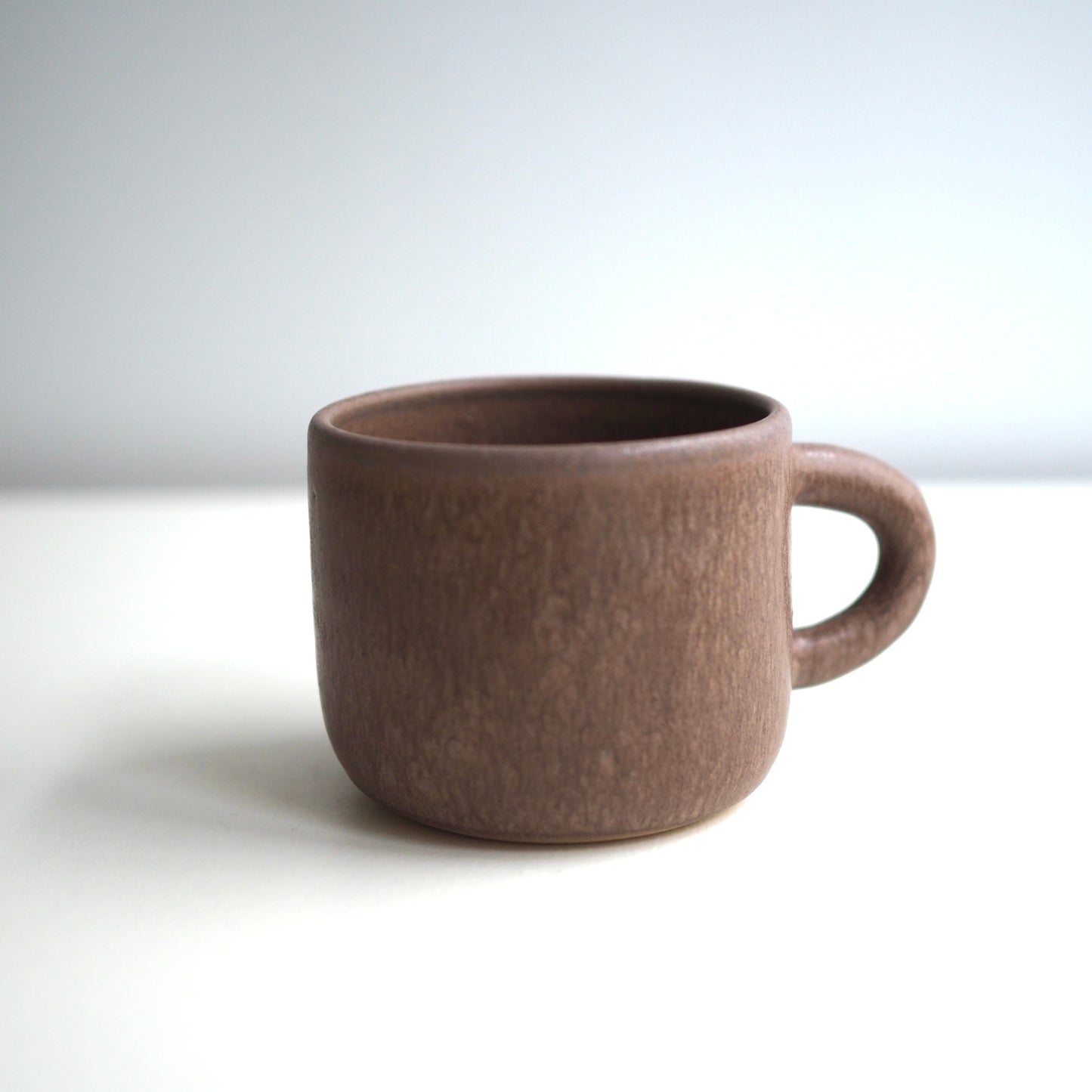 Mug avec anse marron